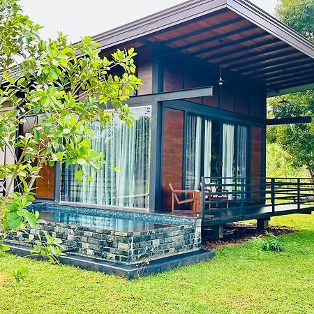Atha Resort Sigiriya Exterior foto A villa at the resort